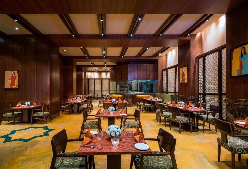 هتل Le Méridien Nagpur