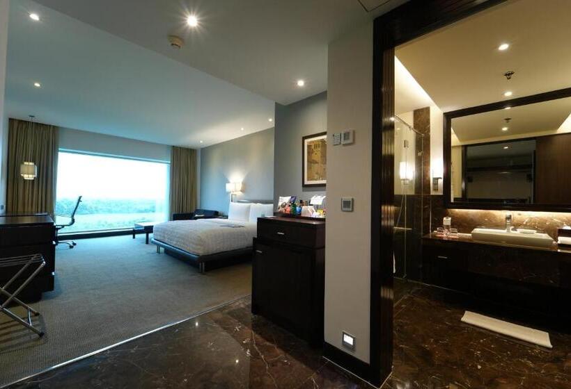 هتل Le Méridien Nagpur