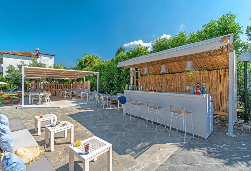 בית מלון כפרי Lido Thassos