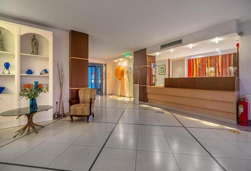 בית מלון כפרי Lido Thassos