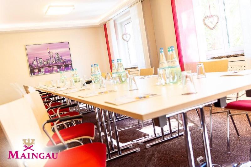 בית מלון כפרי Maingau