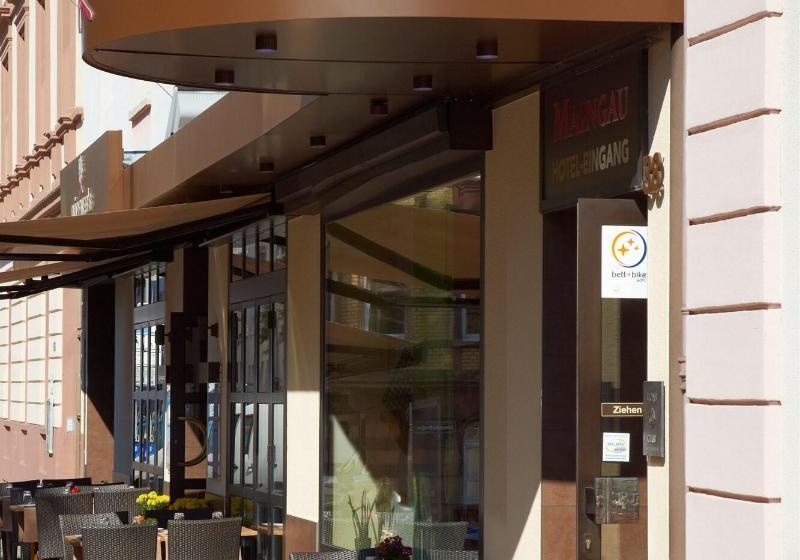 בית מלון כפרי Maingau