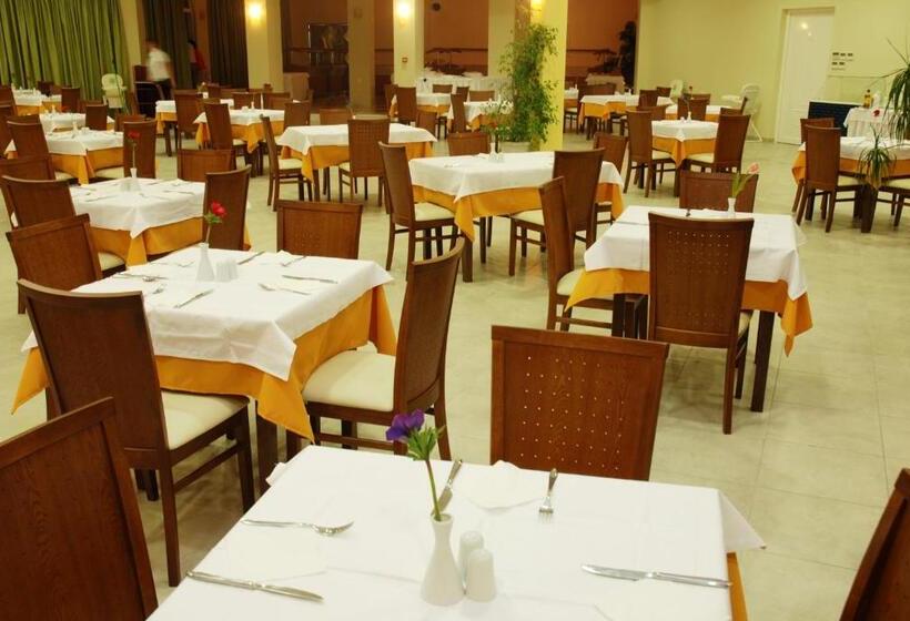 Majestic Hotel & Spa