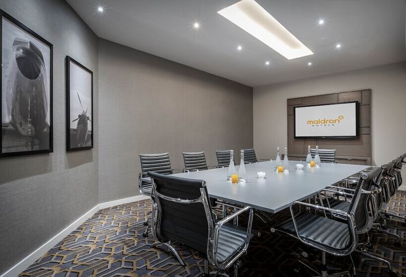 Maldron Hotel Dublin Airport