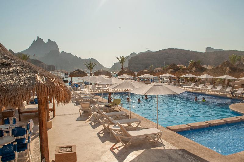 Marinaterra Hotel & Spa