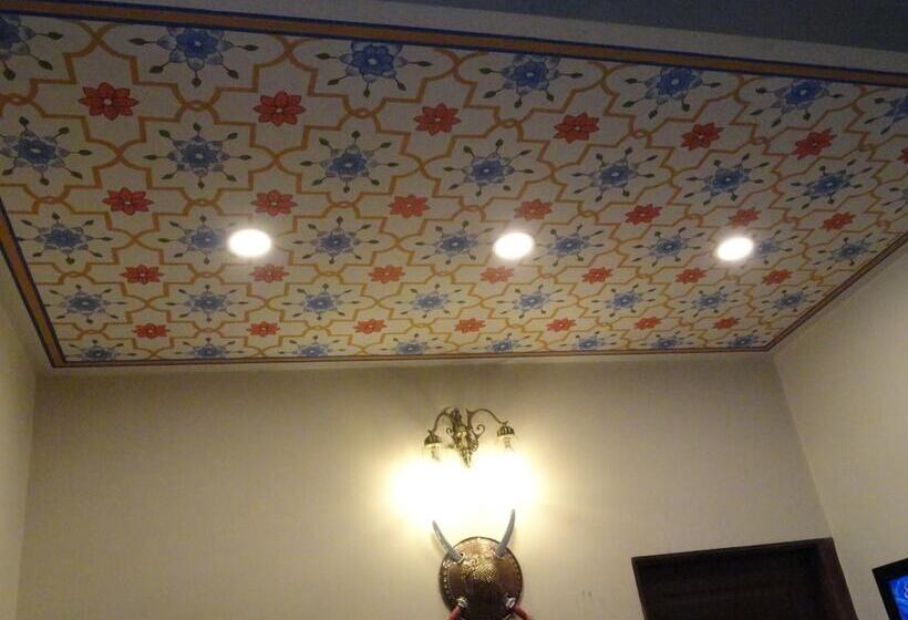 فندق Maya International