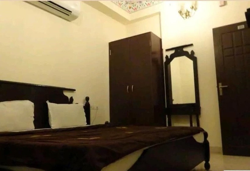 فندق Maya International