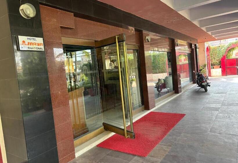 فندق Maya International