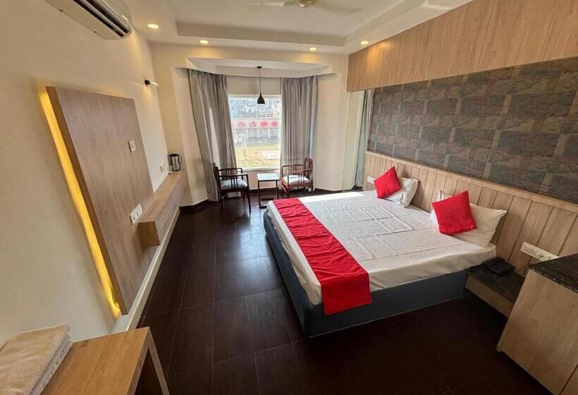 فندق Maya International