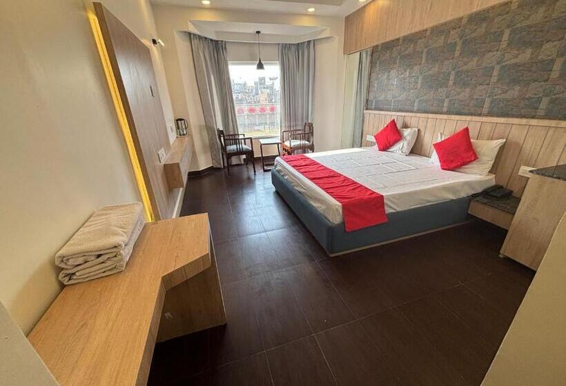 فندق Maya International