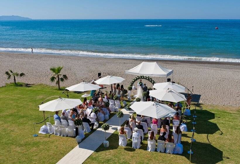 酒店 Minoa Palace Resort