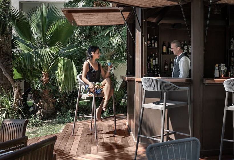 Отель Minos Mare Royal