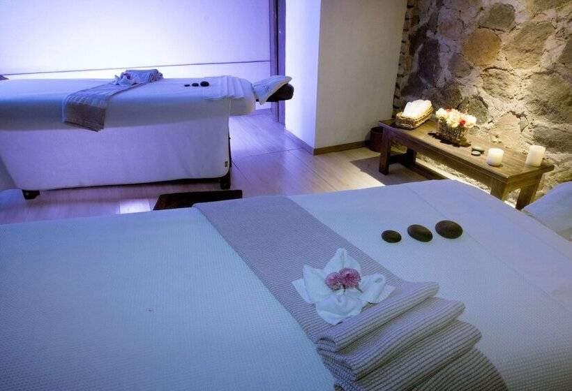 Отель Mision Grand Valle De Bravo