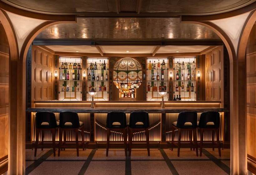 هتل Mondrian Hong Kong