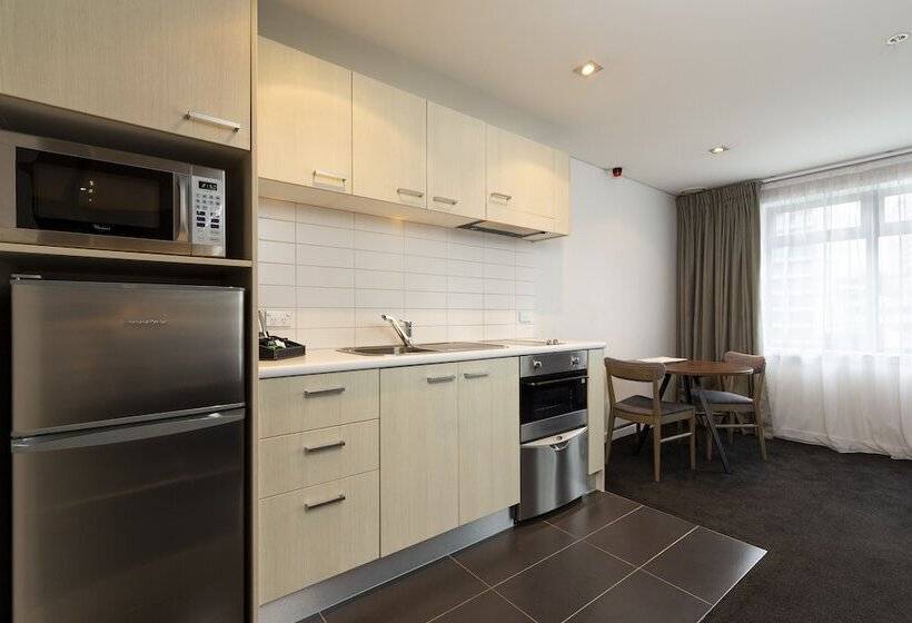 Отель Nesuto Stadium