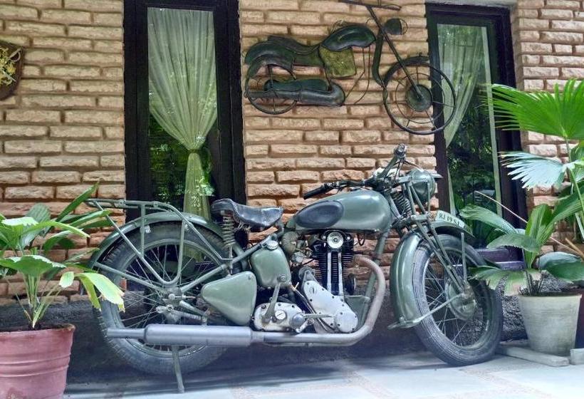 호텔 Newtons Manor