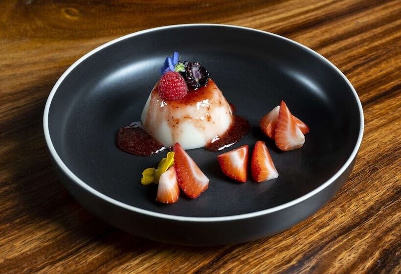 ホテル NH Collection México City Airport T2