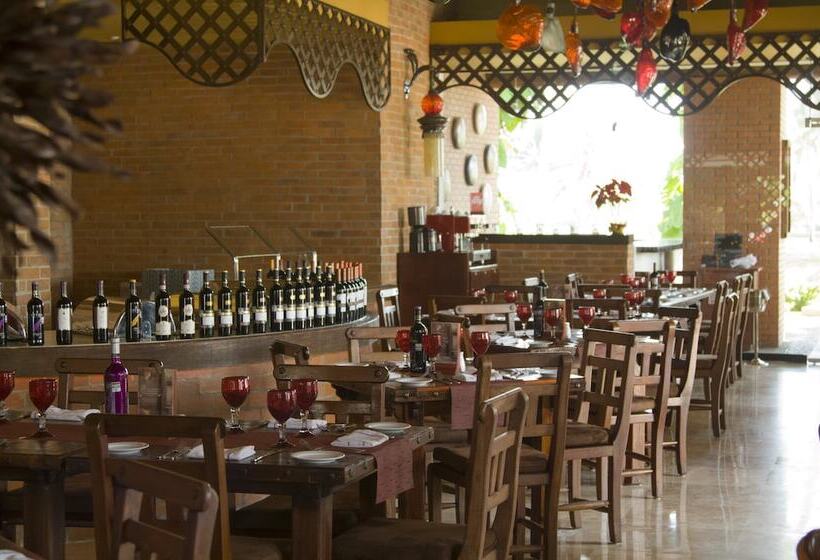 فندق Ocean Breeze Acapulco