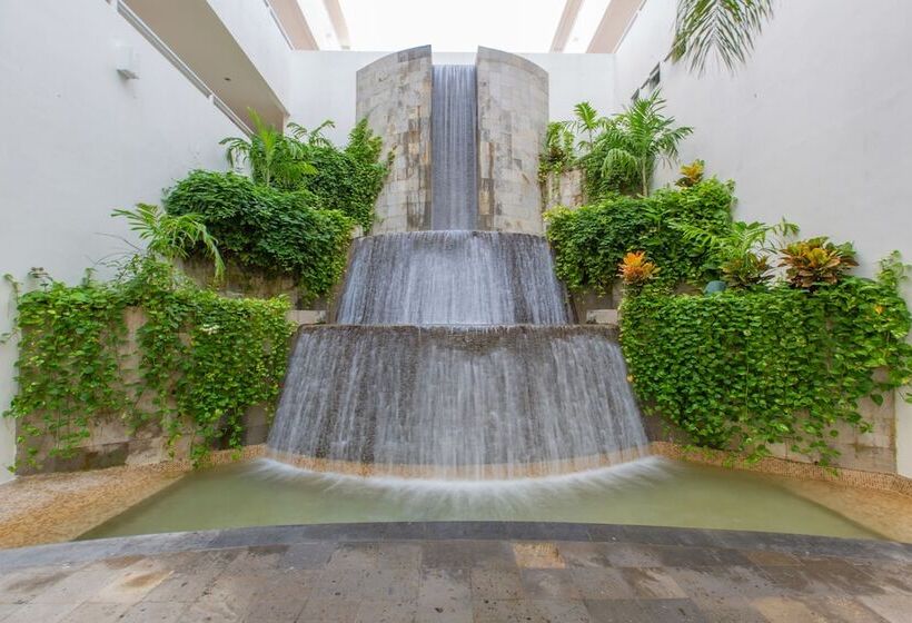 בית מלון כפרי Ocean Breeze Nuevo Vallarta