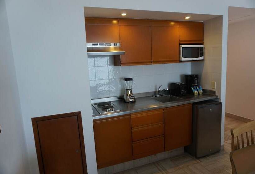 בית מלון כפרי Ocean Breeze Nuevo Vallarta