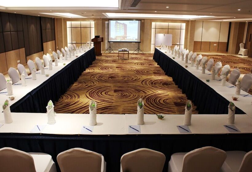 فندق Park Inn Gurgaon