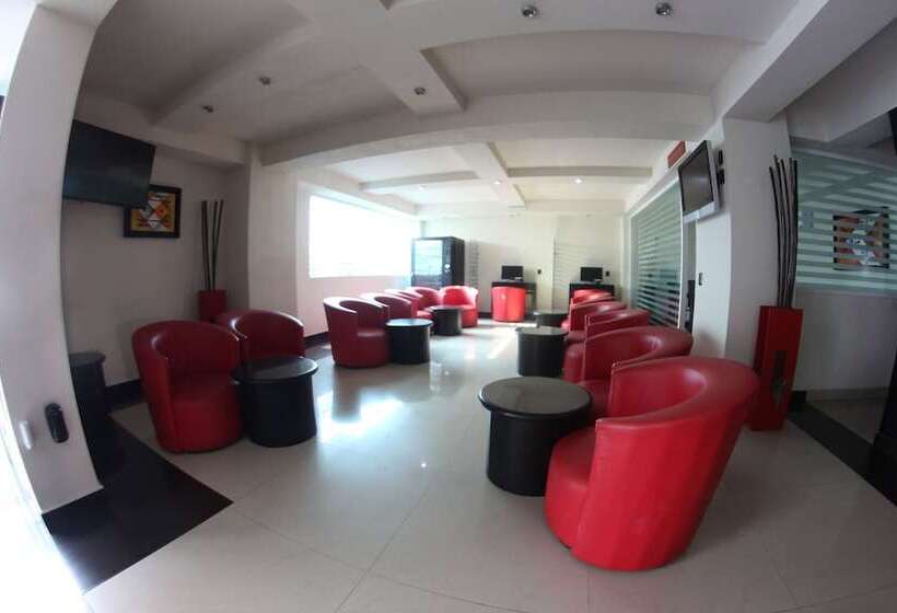 فندق Portonovo Plaza Malecon