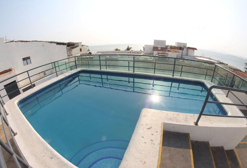 فندق Portonovo Plaza Malecon