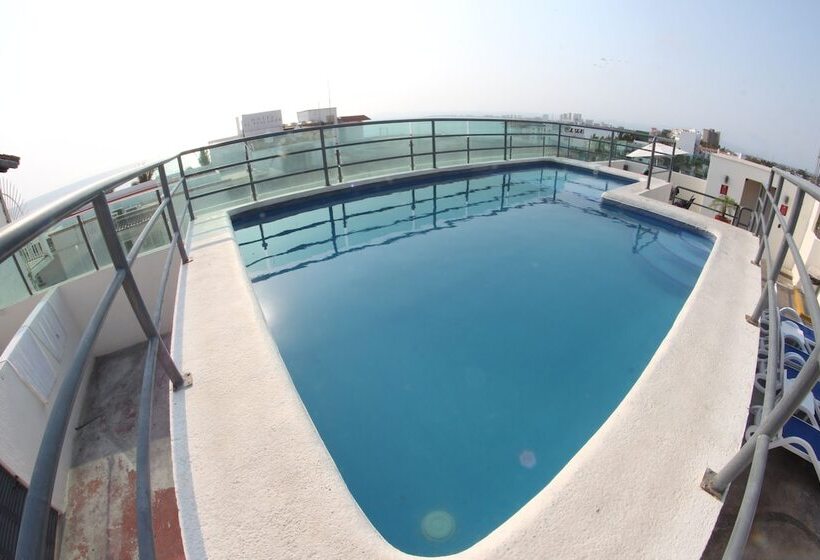 فندق Portonovo Plaza Malecon