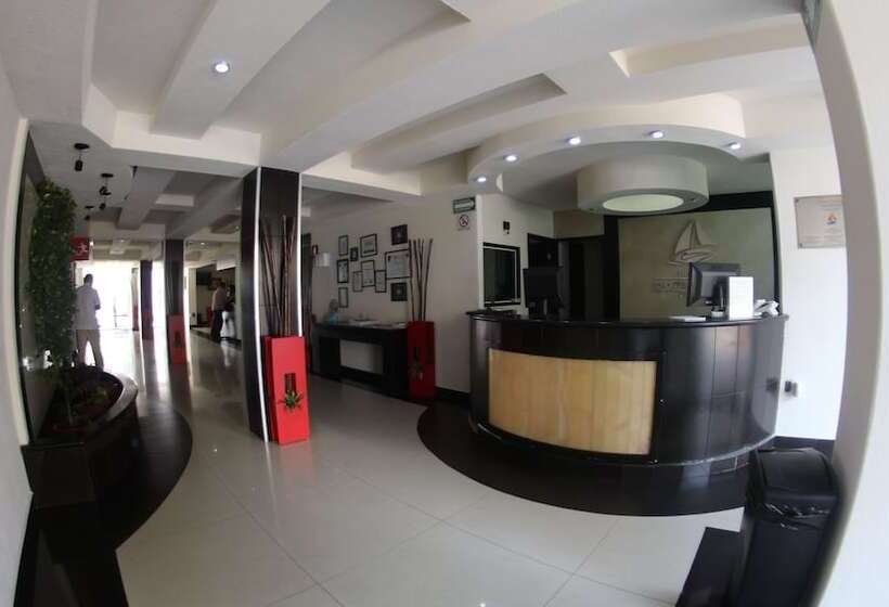 فندق Portonovo Plaza Malecon