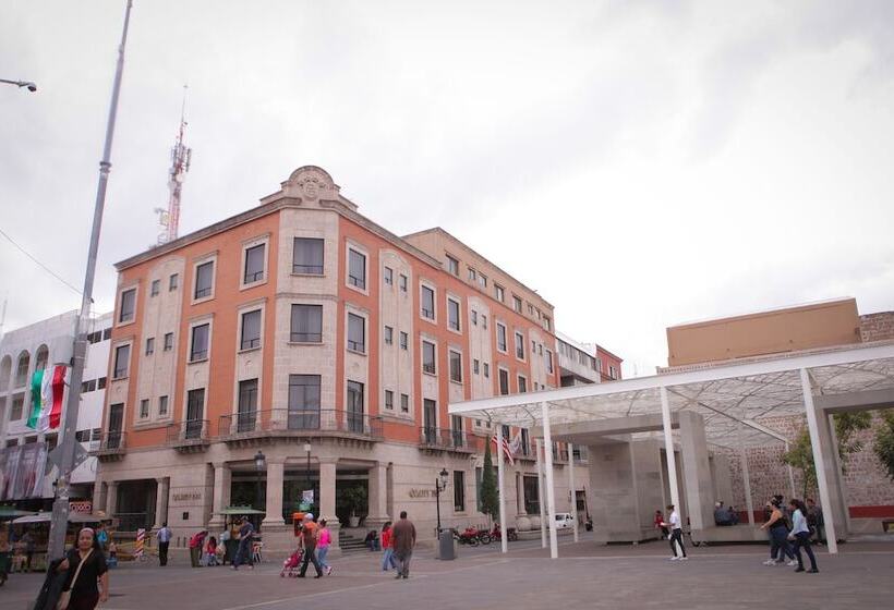 هتل Quality Inn Aguascalientes