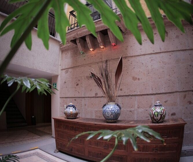 هتل Quality Inn Aguascalientes