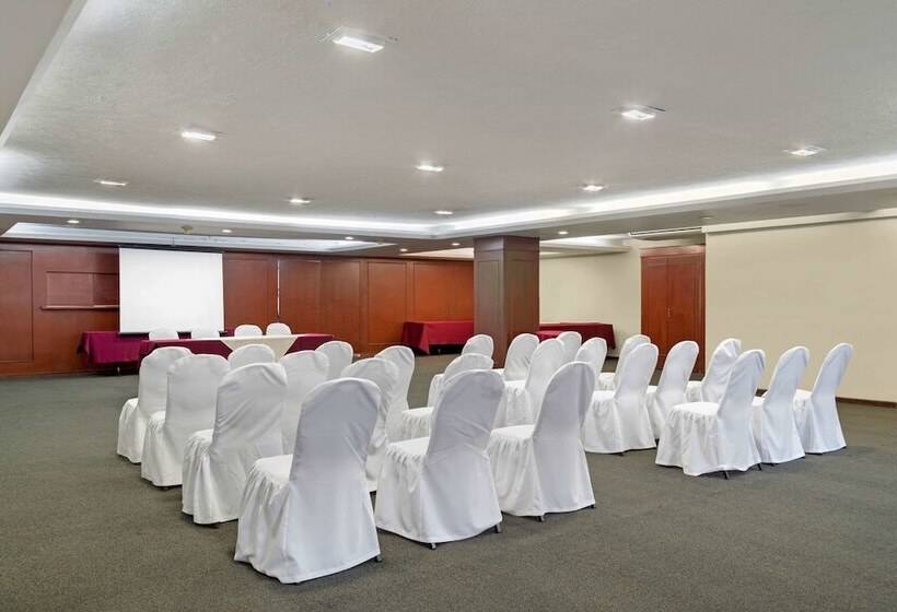 هتل Quality Inn Aguascalientes