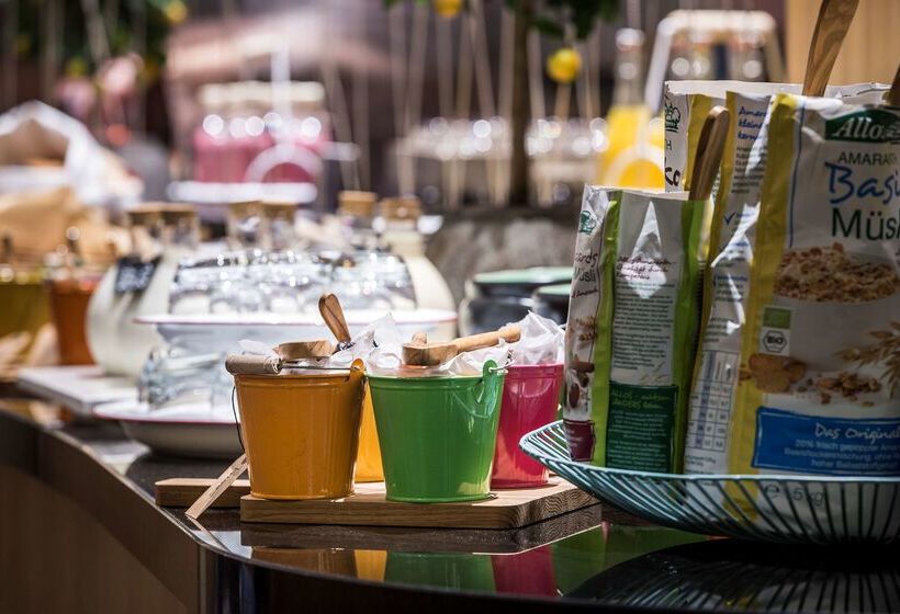 Radisson Blu Hotel, Hamburg Airport