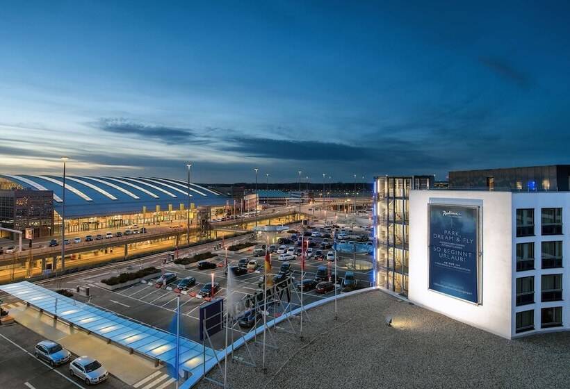 Radisson Blu Hotel, Hamburg Airport