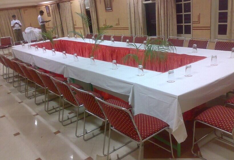 Otel Rajputana Palace