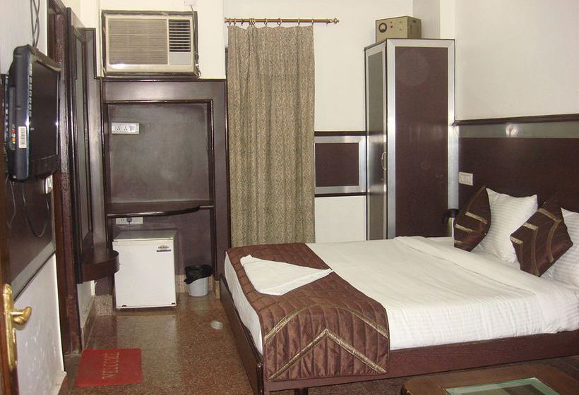 Отель Rama Deluxe