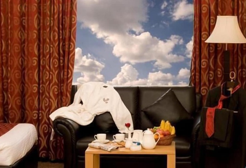 Отель Ramanashree California Resort