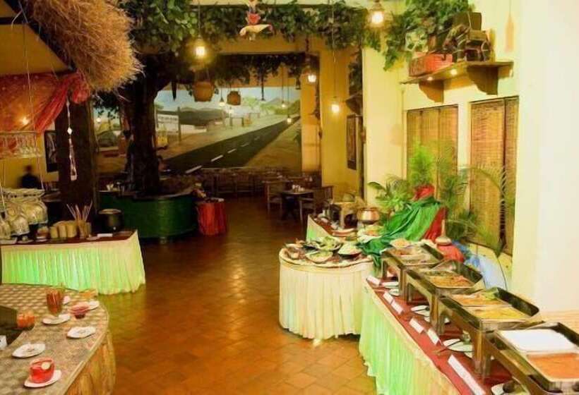 Отель Ramanashree California Resort