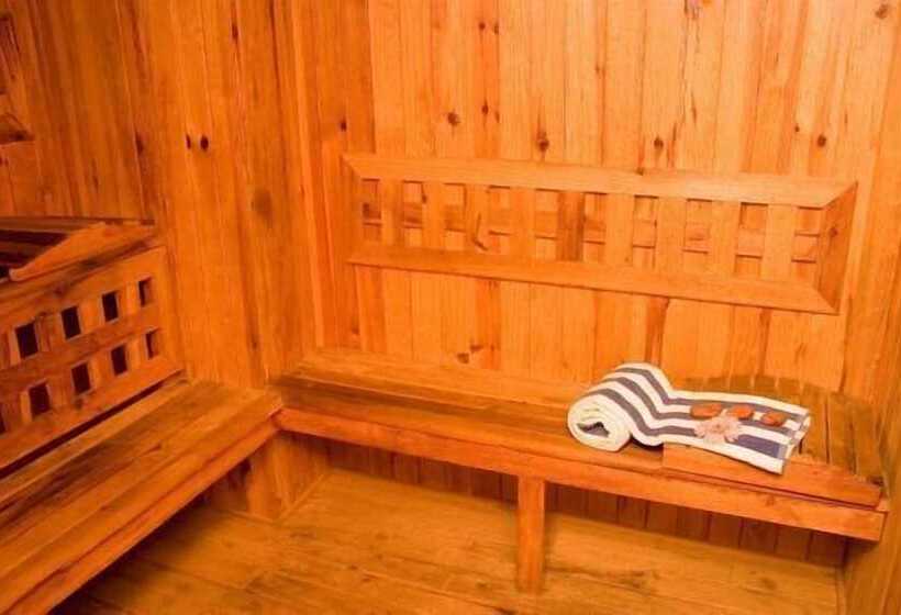 Отель Ramanashree California Resort