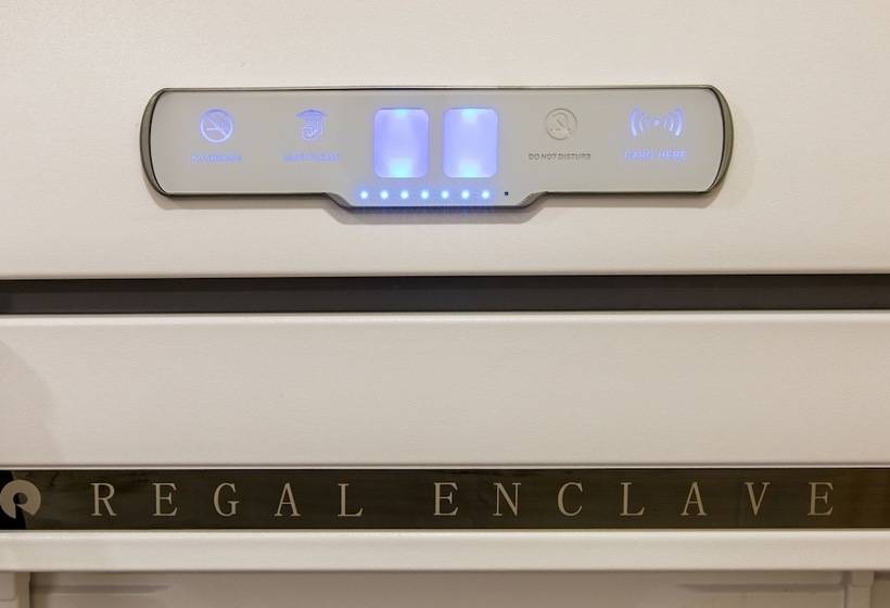 فندق Regal Enclave