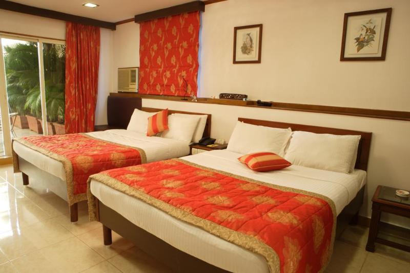 هتل Regal Enclave