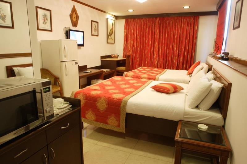 هتل Regal Enclave