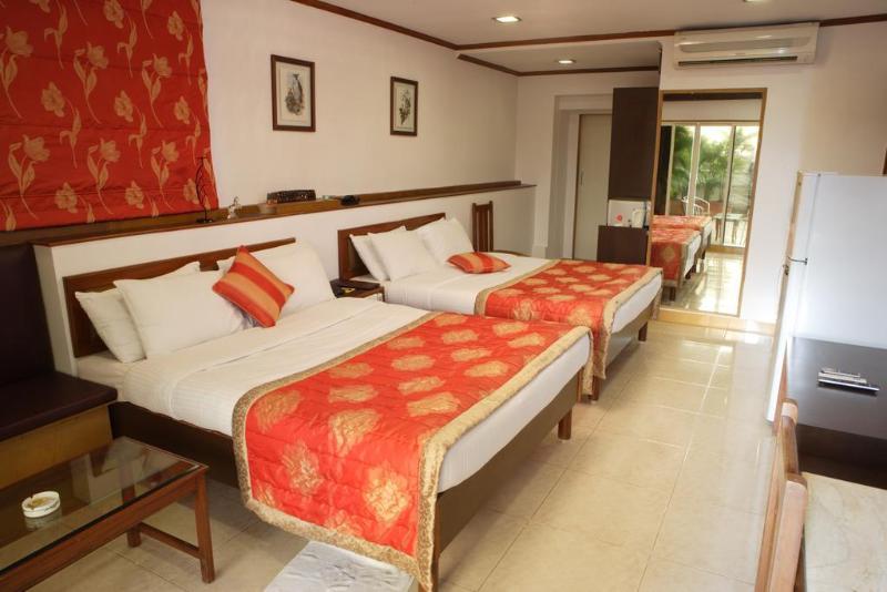 فندق Regal Enclave