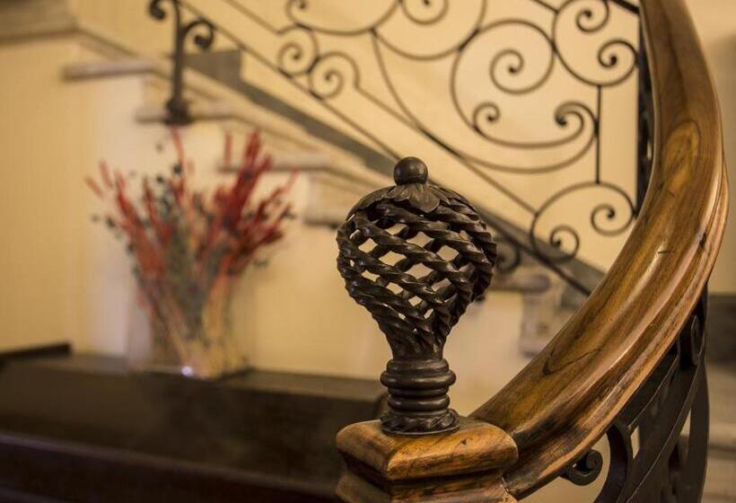 فندق & Residence Torino Centro   Stazione Porta Susa