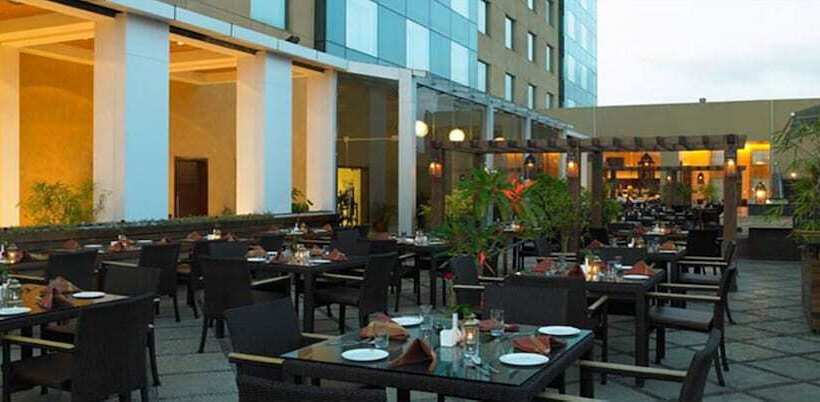 ホテル Royal Orchid Central Pune