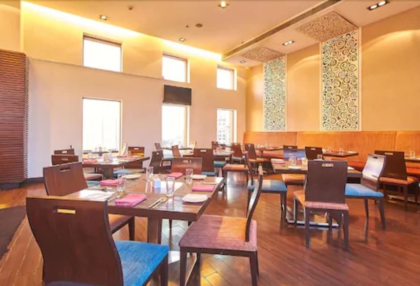 Отель Royal Orchid Central Pune