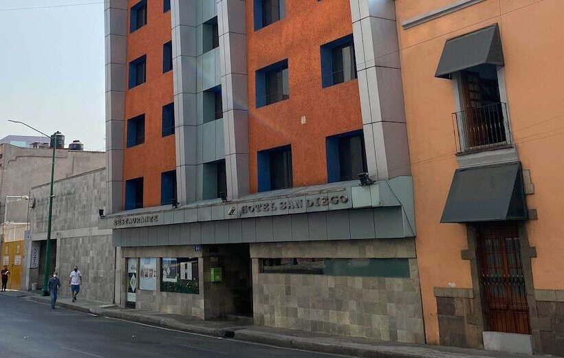 ホテル San Diego