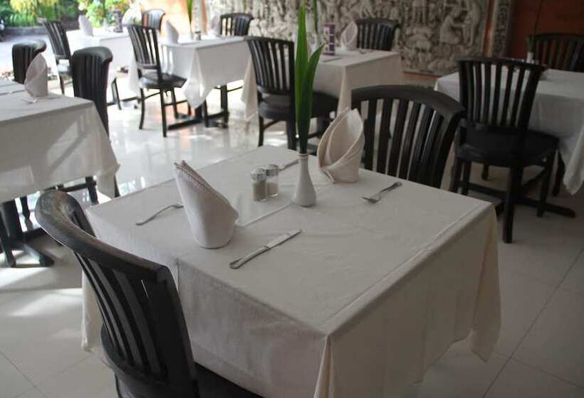 酒店 Seminyak Paradiso