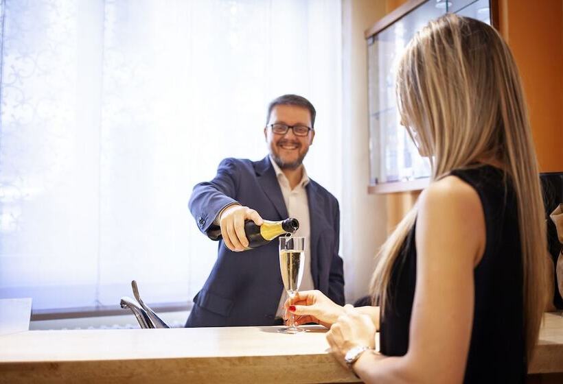 Smart Hotel Bartolini