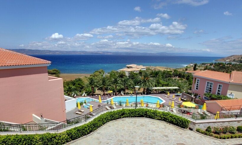 هتل Sunrise Resort